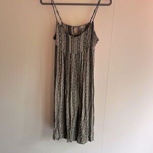 Ecoté Black and White Design Stripe Midi Dress - size L